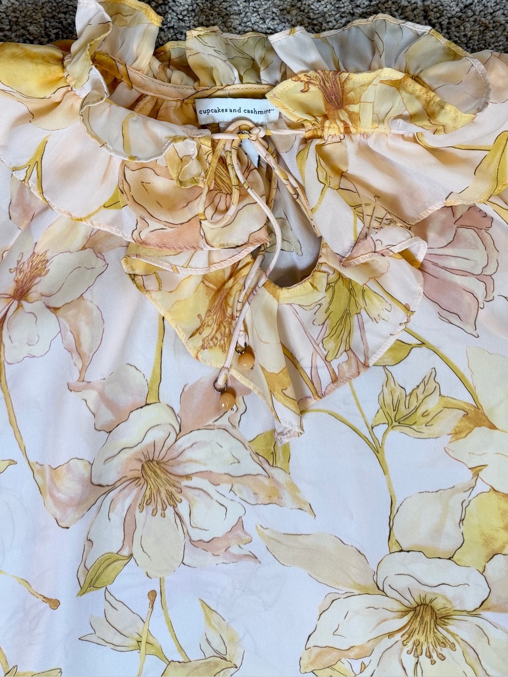 Cupcakes and Cashmere Floral Ruffle Neck Blouse | Large | Romantic Cottagecore - Picture 6 of 8